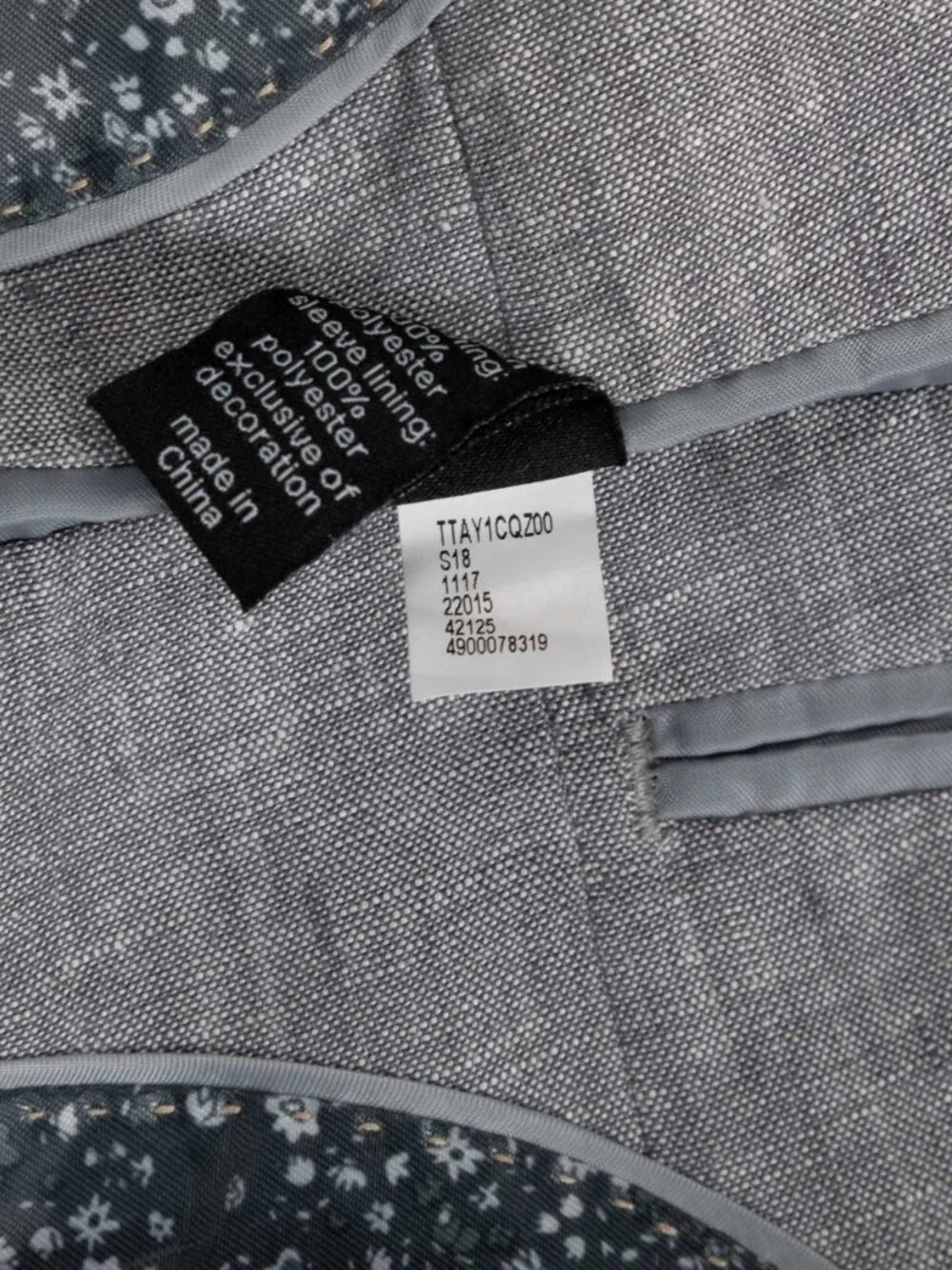 Men's Bar III Slim Fit Gray 100% Linen 2-Piece Suit Size 40R Floral Lining
